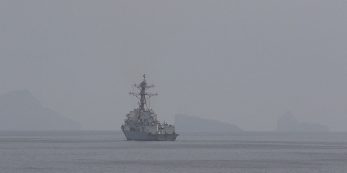 ‘This is the last warning.’ Iran threatens U.S. warships after they throw down the gauntlet for winner-take-all Strait of Hormuz