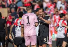 European round-up: Bayern edge seven-goal thriller while PSG extend lead at the top