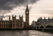 ‘Watershed moment’ as UK healthy life expectancy plunges – study