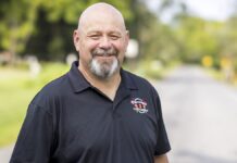 Democratic candidate apologizes for past pro-police, pro-gun posts in key battleground race