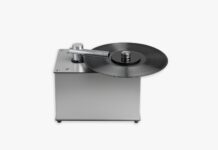 How to Clean Your Vinyl Records (2026): Vacuum, Ultrasonic, Solution, Brush