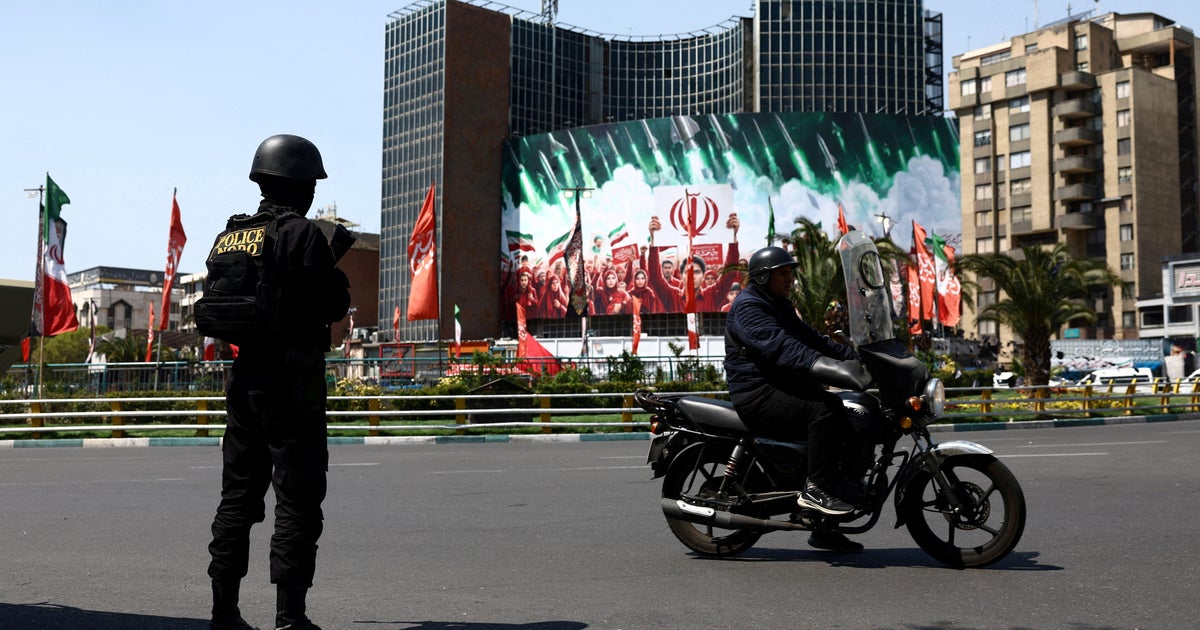 Trump threatens to walk away from Iran war and pull U.S. out of NATO