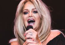 Bonnie Tyler rushed to hospital for emergency surgery