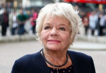 Judith Chalmers’ co-star Martin Roberts’ tear-jerking tribute as TV star dies