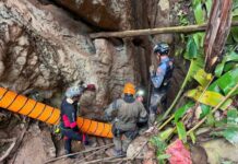 5 of 7 people trapped in flooded Laos cave for more than a week found alive