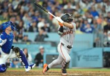 Giants devastate Dodgers with inside-the-park home run