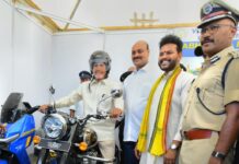 Naidu Launches Swachhpatham Drive to Keep State Roads Clean