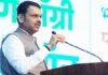 Fadnavis Reaffirms June Deadline for Farm Loan Waiver
