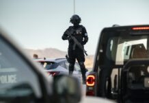قرارات بحق 5 مخالفين لنقلهم 18 شخصًا لا يحملون تصاريح لأداء الحج