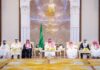 عاجل نيابة عن الملك.. ولي العهد يستقبل في الديوان الملكي بقصر منى المهنئين بعيد الأضحى المبارك