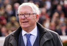 Manchester United: Alex Ferguson taken to hospital before Liverpool clash