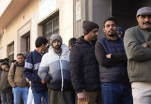 Italian deputy PM wants to swap migrants for children