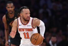 Knicks rally from 22 points down to stun Cavs in overtime