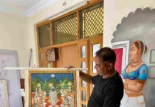 In Pics: Inside The Only Town in India Responsible for Preserving a 300-YO Artform