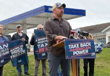 Despite inflammatory comments, Platner holds 9-point lead over Collins in new poll
