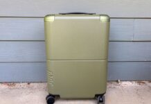 How to Track Your Luggage (2026): AirTag, Pebblebee, CaseSafe