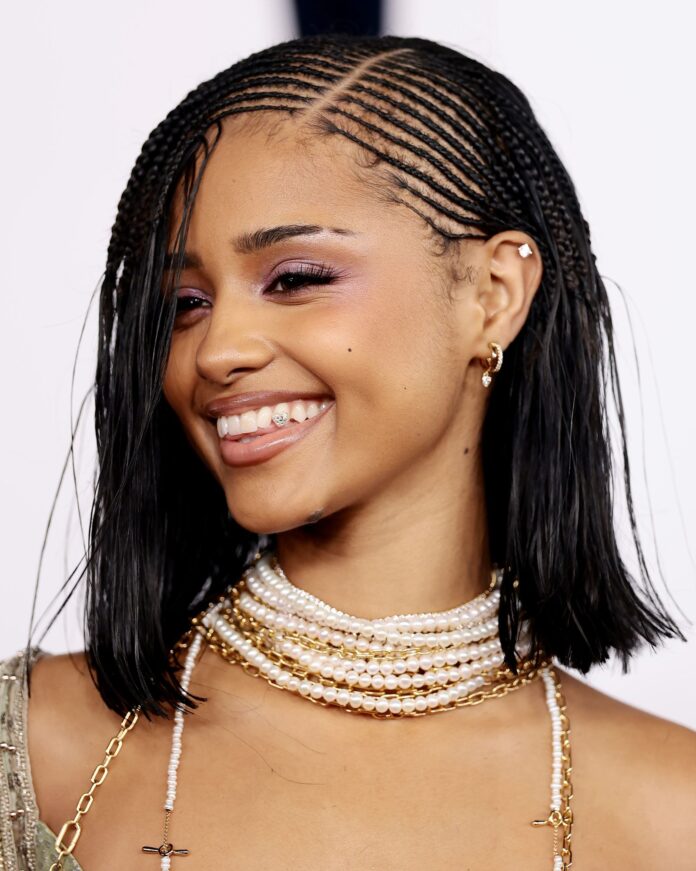 Lob%2520collarbone%2520lob%2520getty%25202.jpg