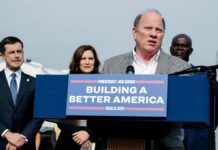 Former Detroit mayor blows governor’s race wide open in surprise move