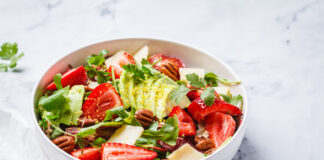 Avocado and Strawberry Salad