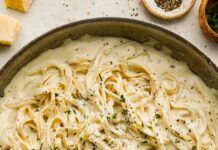 The Best Homemade Alfredo Sauce Recipe Ever!
