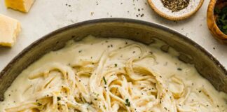The Best Homemade Alfredo Sauce Recipe Ever!