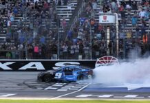 Chase Elliott holds off Denny Hamlin to win Texas NASCAR Cup race