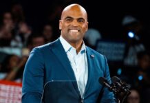 Ex-NFL linebacker poised to return to Congress after Texas runoff win with Jasmine Crockett endorsement