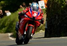 Isle of Man TT 2026: Dean Harrison takes dominant Superbike win