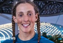 Athlete forced to travel 800 miles for meeting that boss didn’t show up for wins £149,000