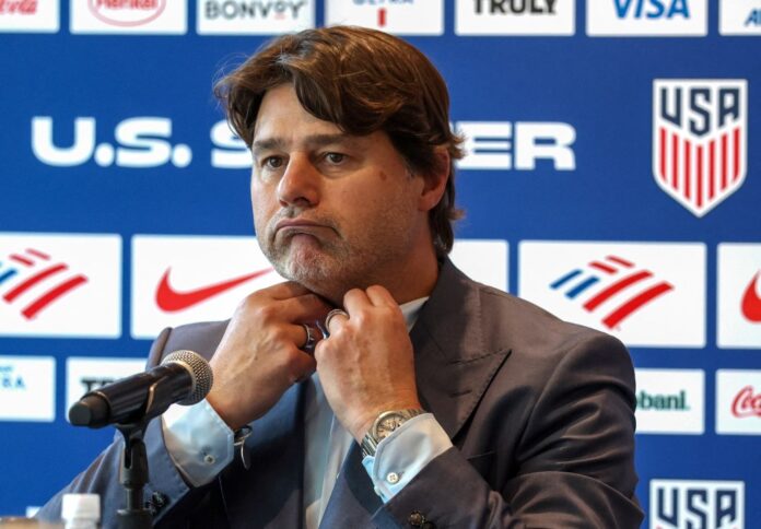 head-coach-argentine-mauricio-pochettino-128776562.jpg