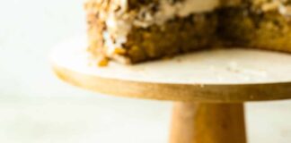 Classic Hummingbird Cake