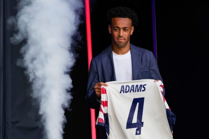 midfielder-tyler-adams-united-states-128866319.jpg