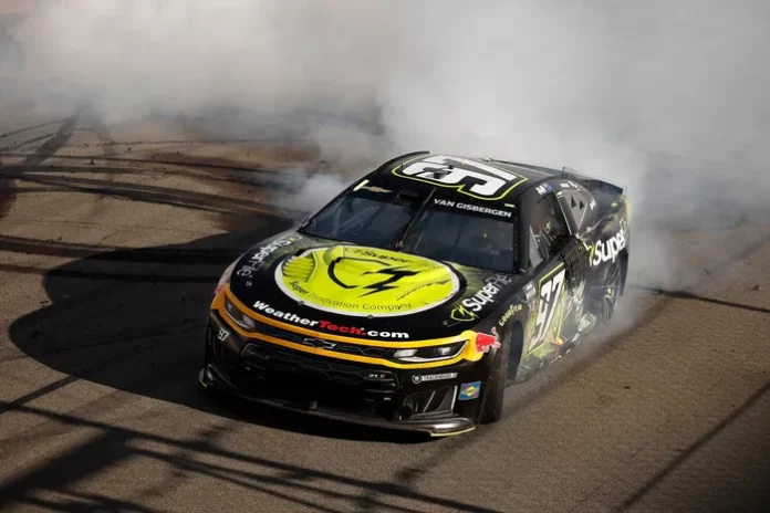 shane-van-gisbergen-trackhouse.webp