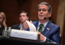 US imposes sanctions on three Iranian currency exchanges — accusing them of laundering billions