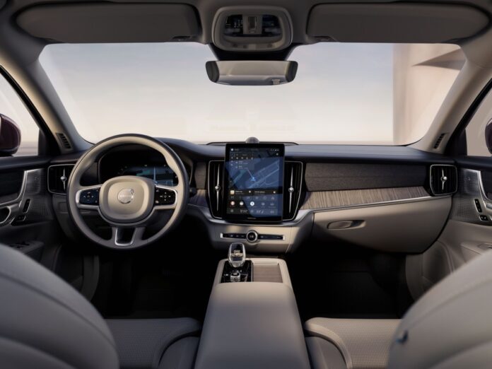 volvo-s90.jpg