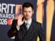 Harry Styles Collapses on Stage During Deadly Heatwave, Insiders Explain Medical Event …