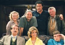 Peter Heppelthwaite dead: EastEnders and Only Fools and Horses star dies aged 59