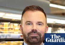 UK’s top retailers urge government to do more for jobless young people