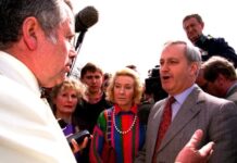 David Hencke, Guardian journalist who exposed ‘cash for questions’ scandal, dies aged 79