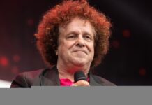 Leo Sayer’s eerie phone call with Elvis Presley a day before music legend died