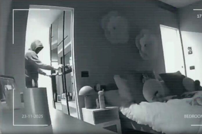 1_cctv-footage-shows-jamie-rebekah-1085550701_1db451jpeg.jpg