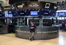Dow jumps 250 points as Wall Street tries to recover from Fed sell-off over interest rates, inflation fears