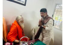 CM-Designate Shivakumar Shares A Strong Bonding With Matha For Two Decades