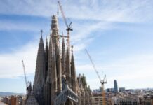 Faithful line streets as Pope Leo to bless Sagrada Família on centenary of Gaudí’s death