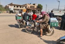 مساعدات سعودية.. توزيع 700 سلة غذائية في دير الزور بسوريا