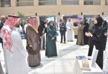 55 مشروعًا طلابيًا لحل الرعاية الصحية والمصارف والتأمين بالشرقية