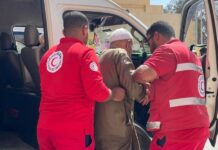 معبر رفح البري يستقبل 69 مصابًا ومرافقًا فلسطينيًا من غزة