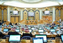 مجلس الشورى يدعو إلى تعزيز اختبارات المركبات ذاتية القيادة وتقنيات النقل الذكي