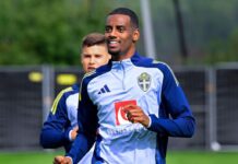 LIVE – France v Sweden: Commentary, updates, goals and stats as Mbappe looks to propel Les Bleus into World Cup round of 16