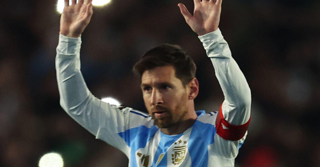 Argentina boss Scaloni excited to have Lionel Messi fit and ready for World Cup opener: ‘He looks good’